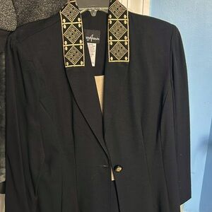 Blazer with gold stitched collar and sparkle beige dicky